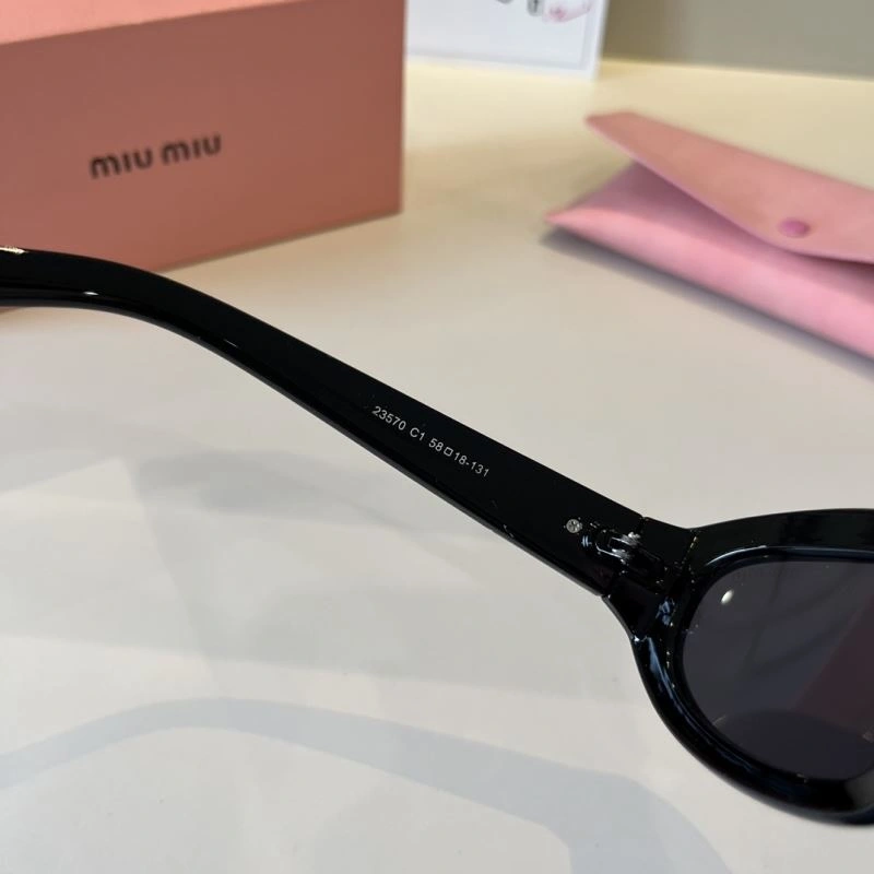 Durable Miu Miu Sunglasses 281484