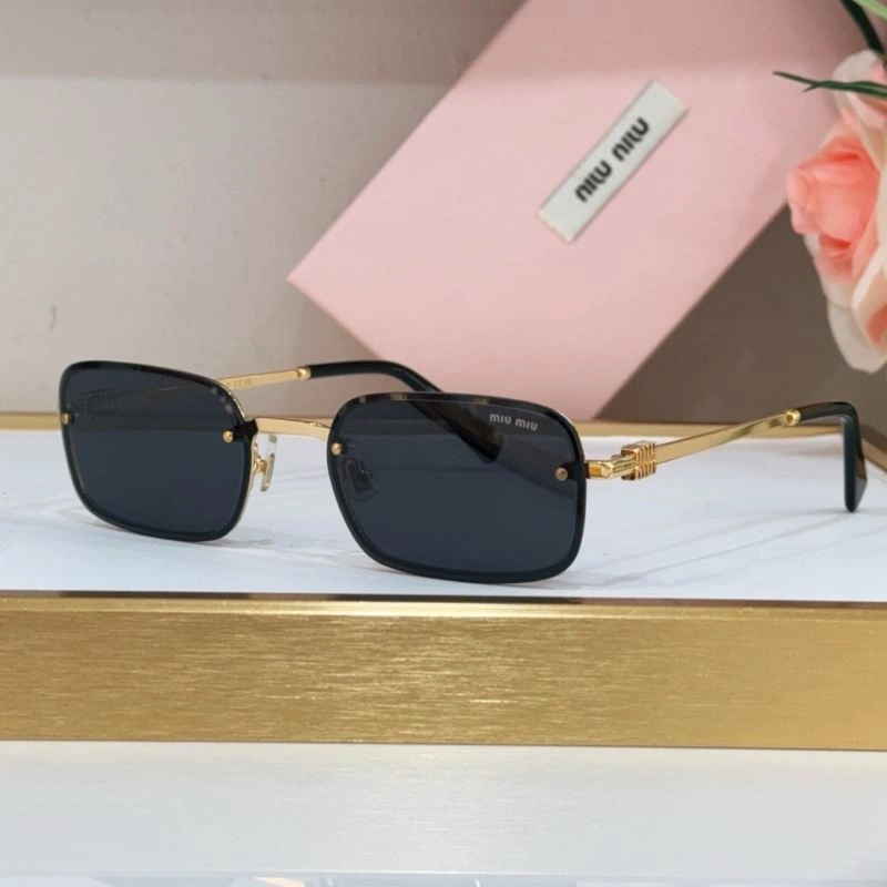 SmoothTexture Miu Miu Sunglasses 281714