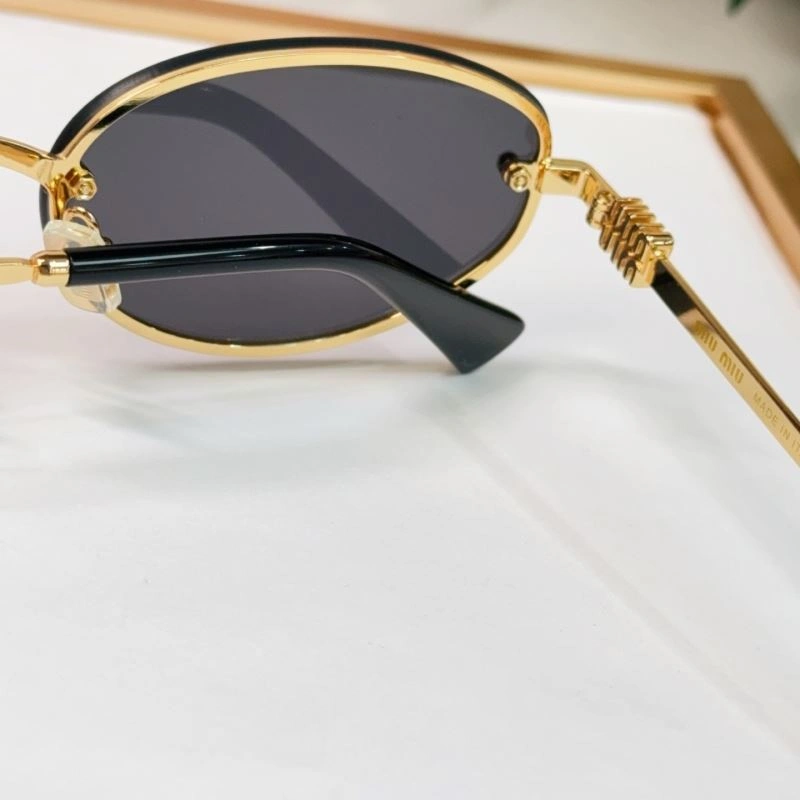 GoodFit Miu Miu Sunglasses 281698
