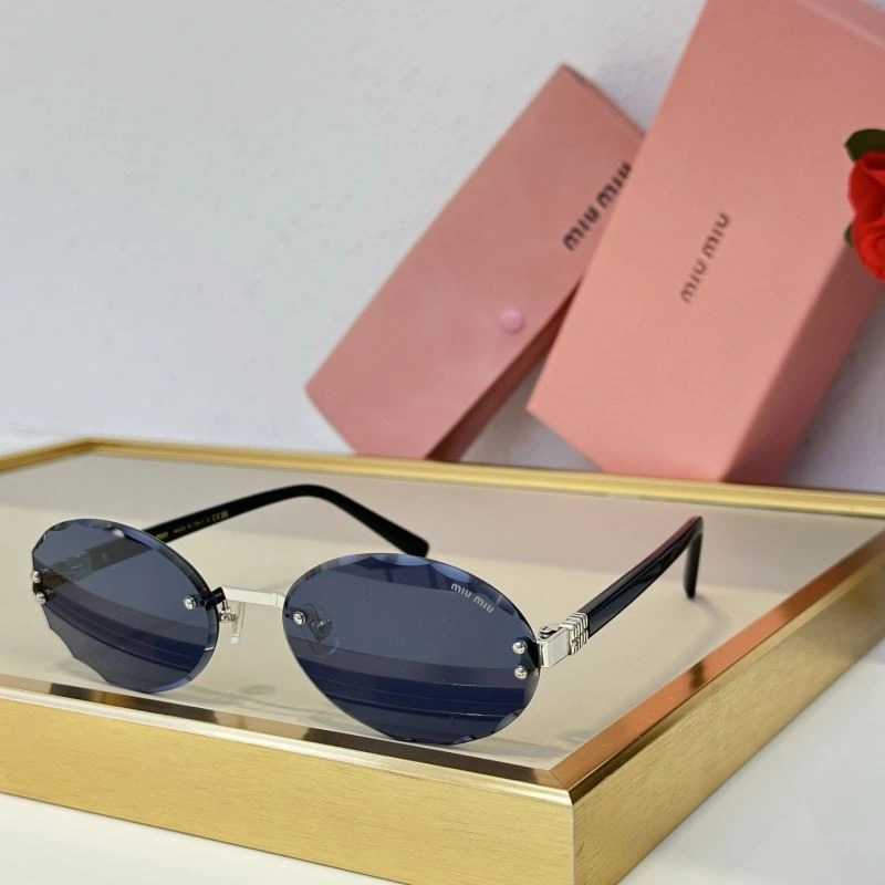 Flexible Miu Miu Sunglasses 281710
