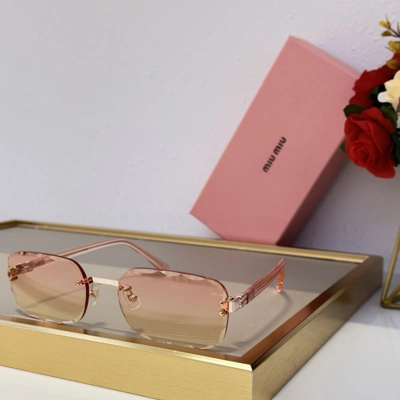 Miu Miu Sunglasses Minimalist 281696