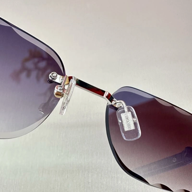 Miu Miu Sunglasses Minimalist 281696