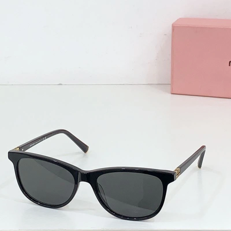 RelaxedFit Miu Miu Sunglasses 281715