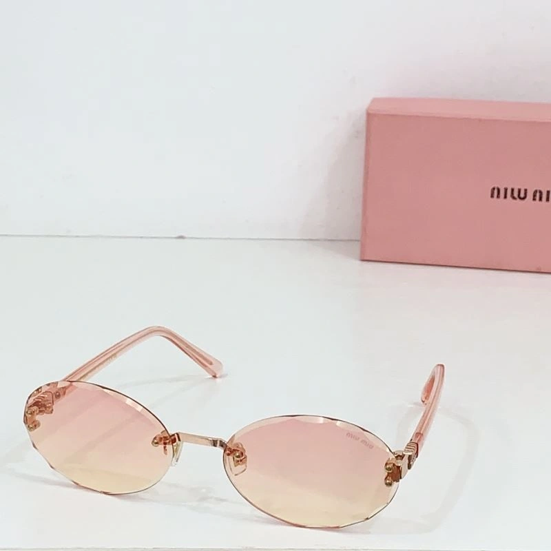 Durable Miu Miu Sunglasses 281705