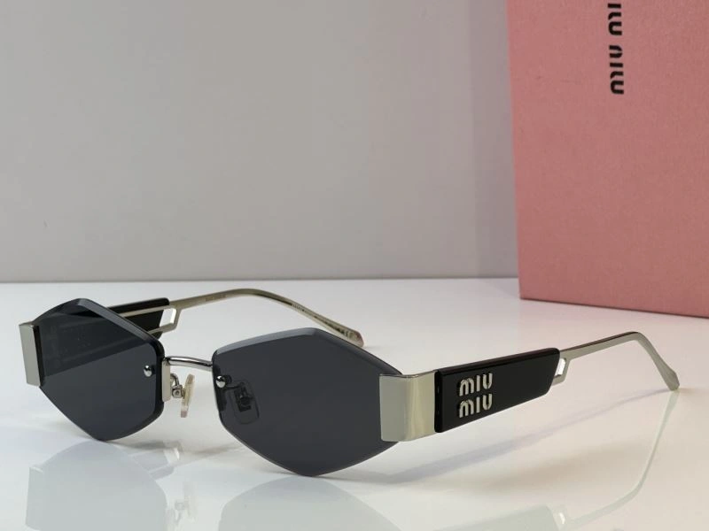Miu Miu Sunglasses Soft 281687
