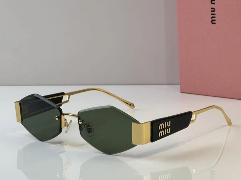 Miu Miu Sunglasses Soft 281687