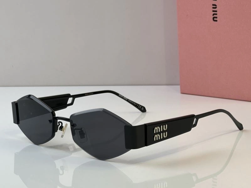 Miu Miu Sunglasses Soft 281687