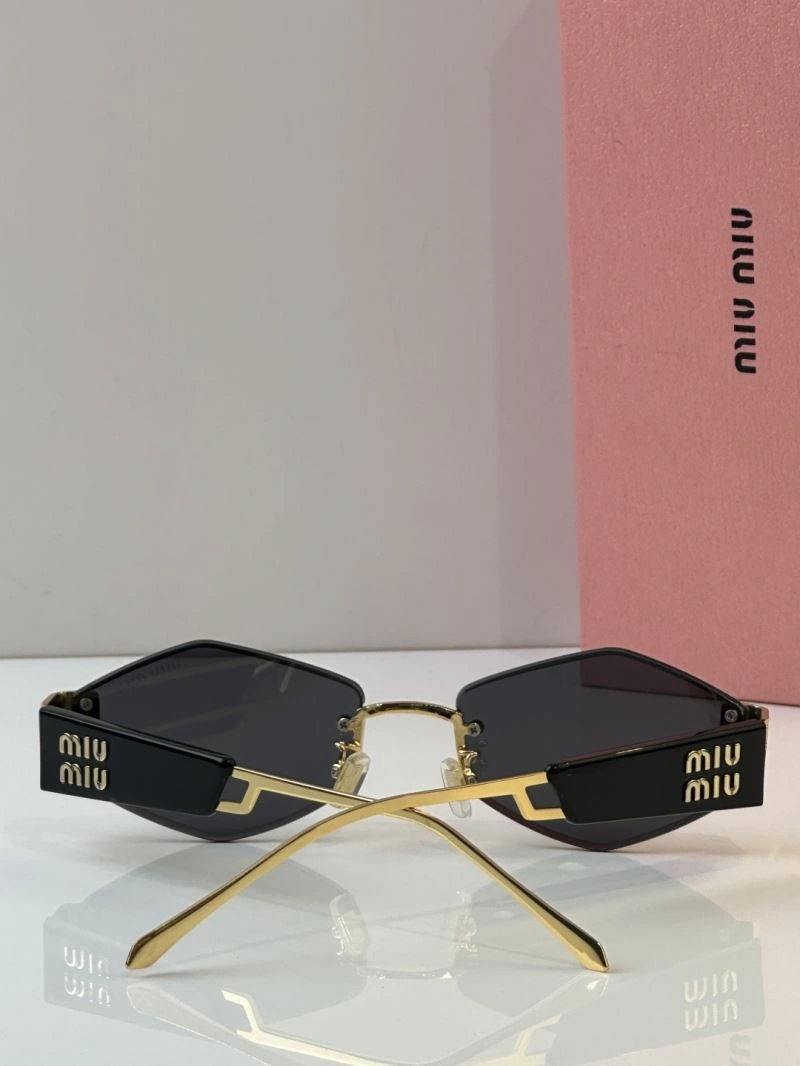 Miu Miu Sunglasses Soft 281687