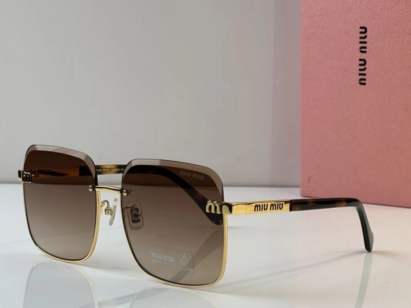 Packable Miu Miu Sunglasses 281708