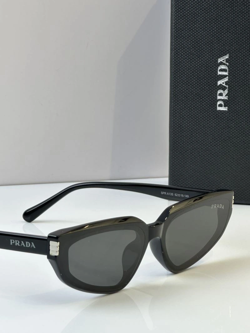 NewStyle Miu Miu Sunglasses 281682