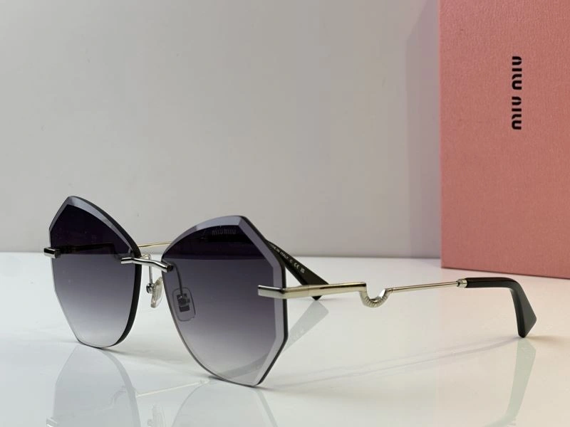 Miu Miu Sunglasses Comfortable 281680