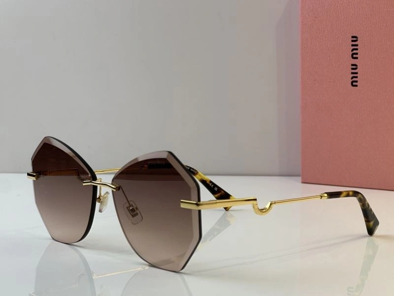 Miu Miu Sunglasses Comfortable 281680
