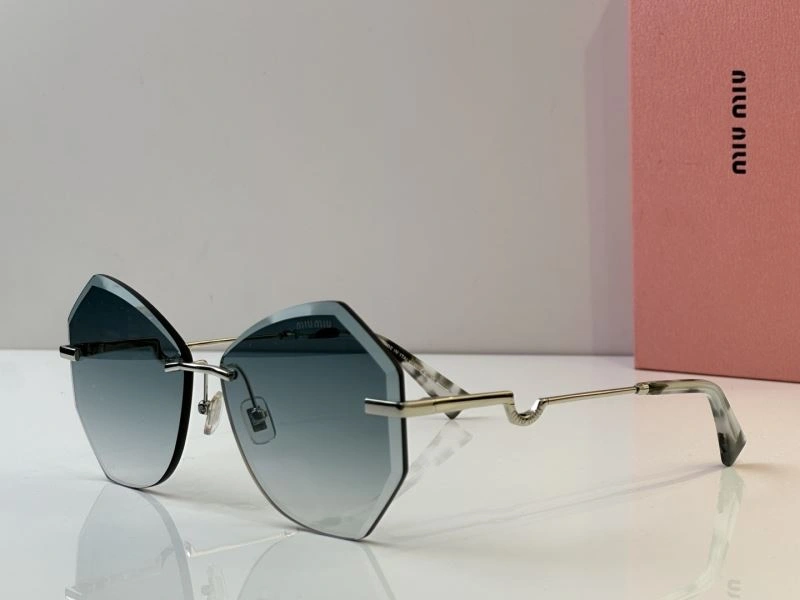 Miu Miu Sunglasses Comfortable 281680