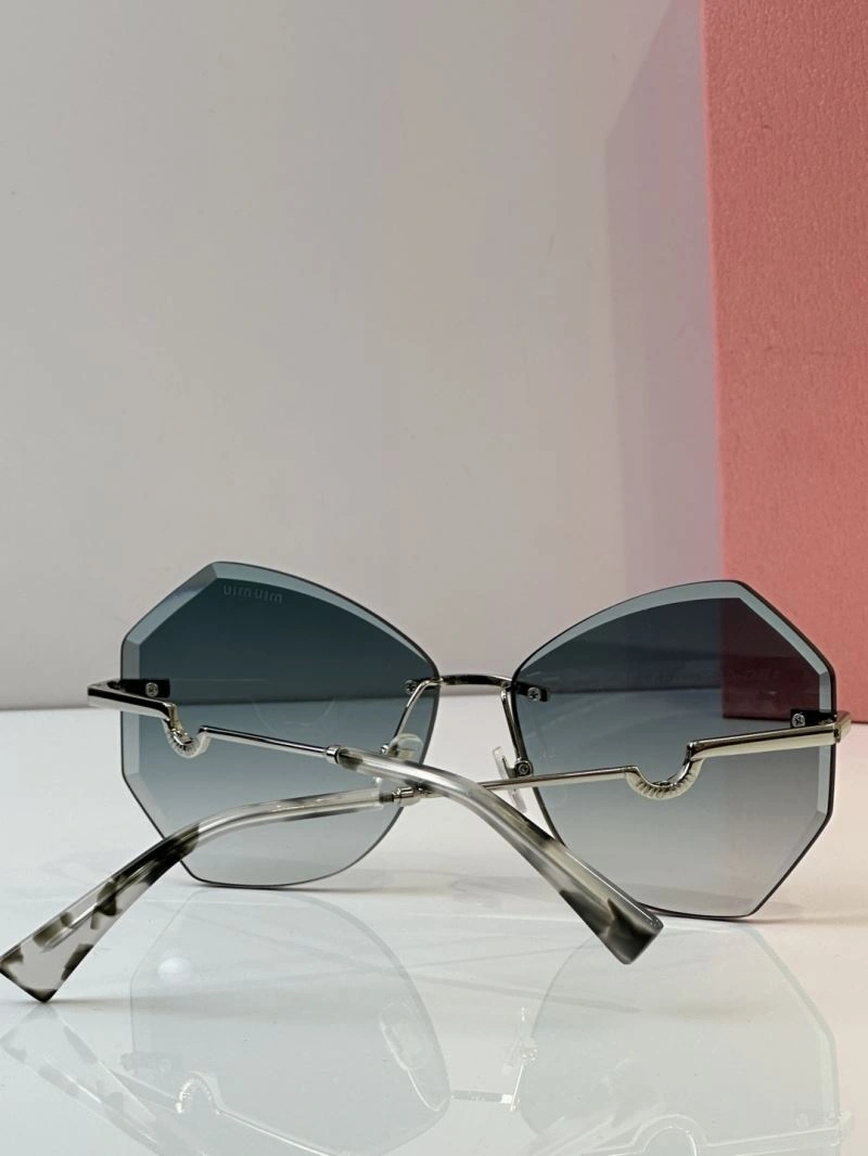 Miu Miu Sunglasses Comfortable 281680