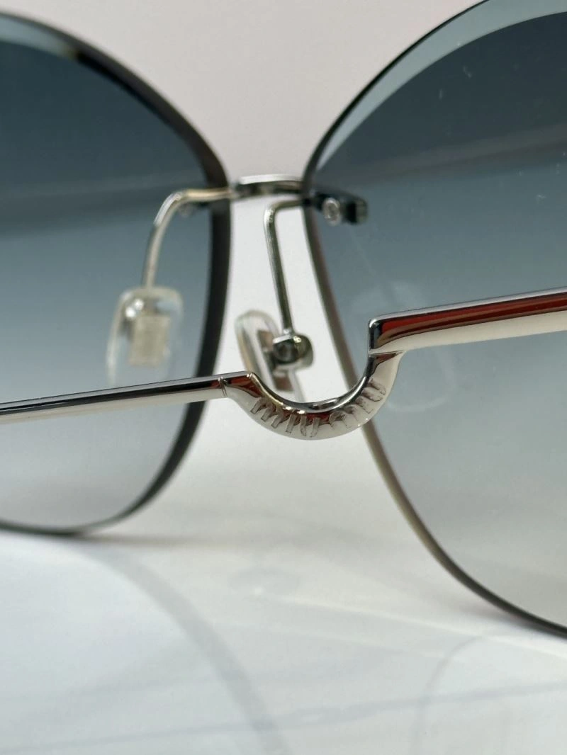 Miu Miu Sunglasses Comfortable 281680