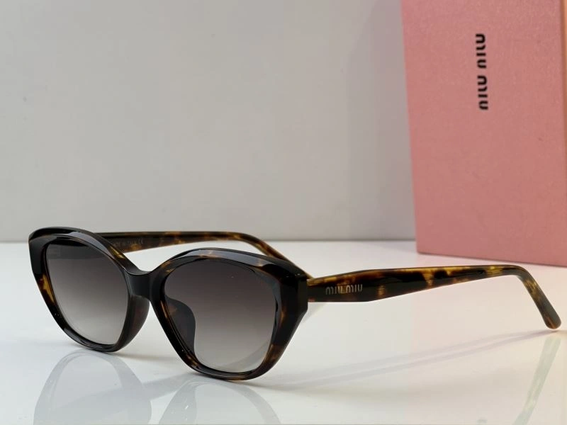 Miu Miu Sunglasses Comfortable 281679