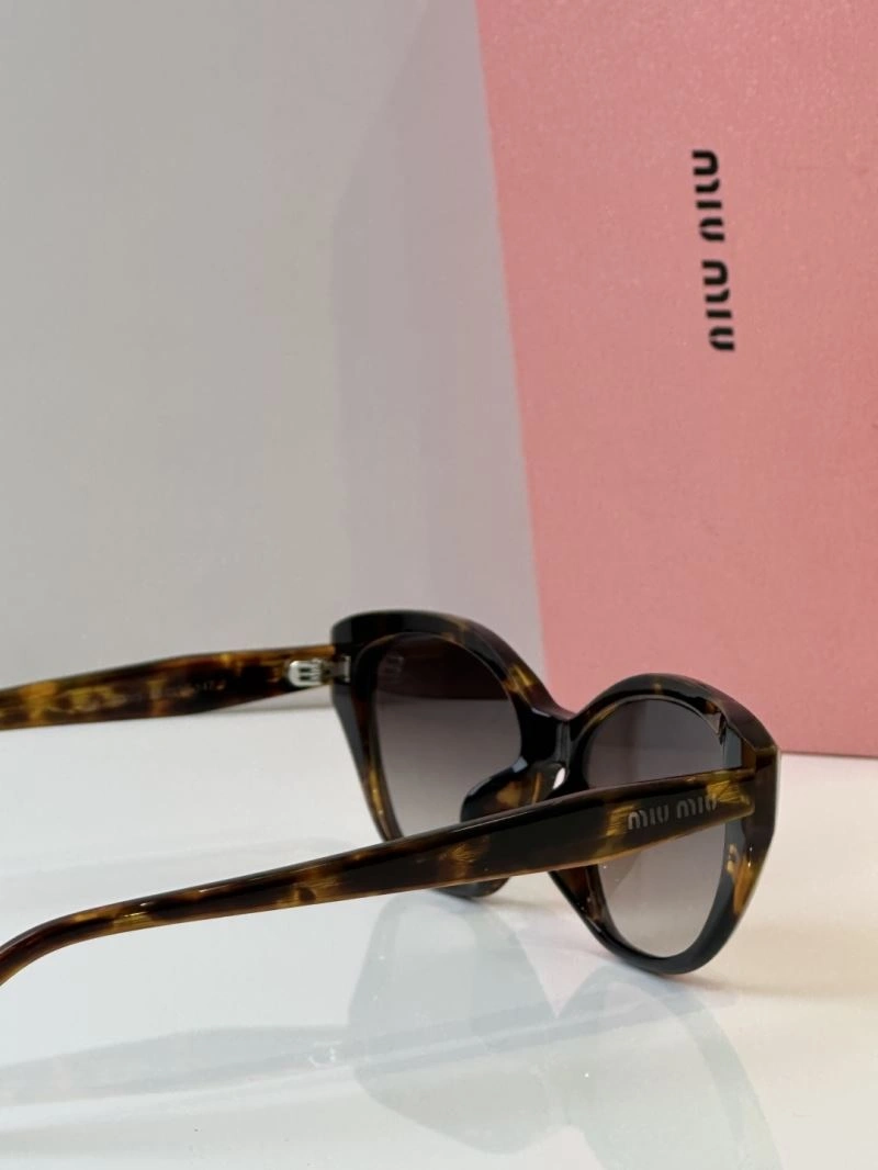 Miu Miu Sunglasses Comfortable 281679