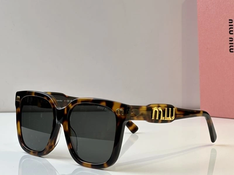 SmoothTexture Miu Miu Sunglasses 281678
