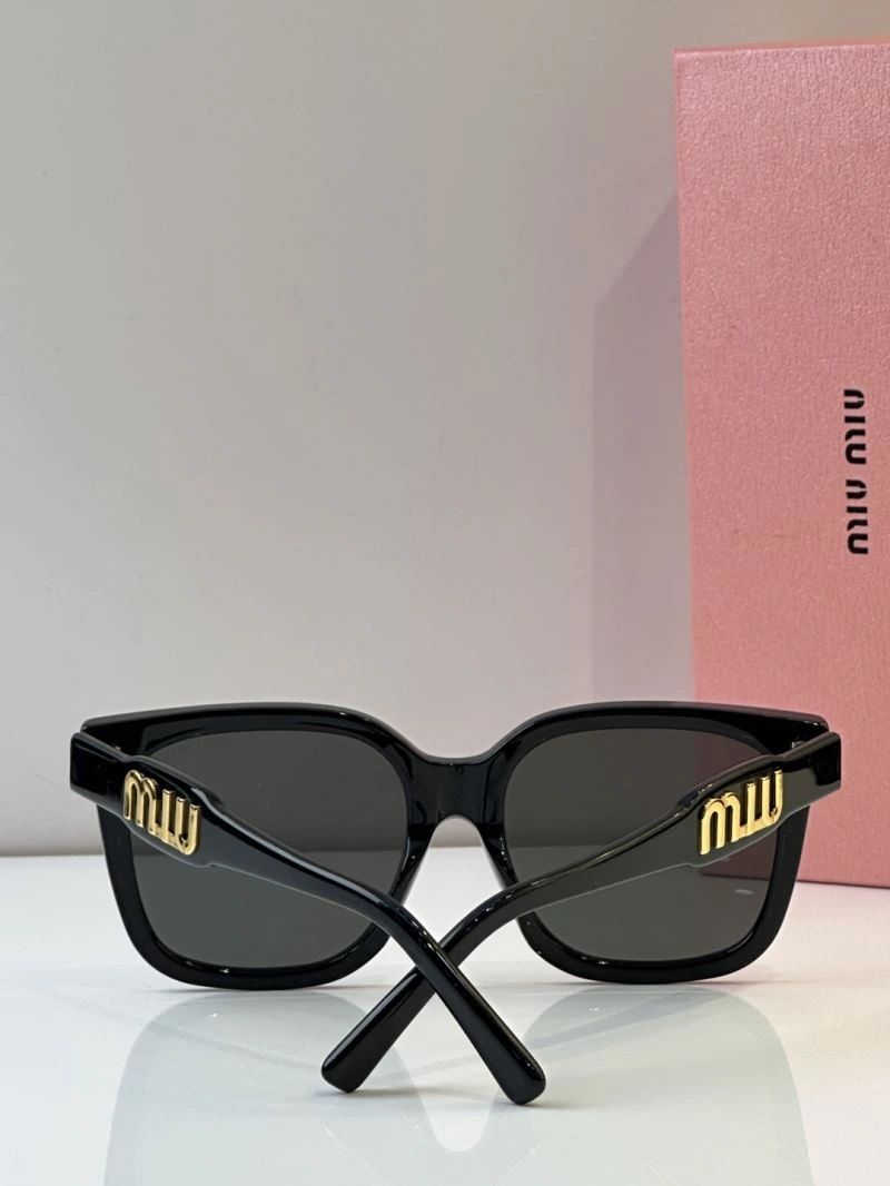 SmoothTexture Miu Miu Sunglasses 281678