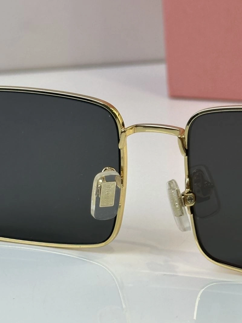 Tailored Miu Miu Sunglasses 281674