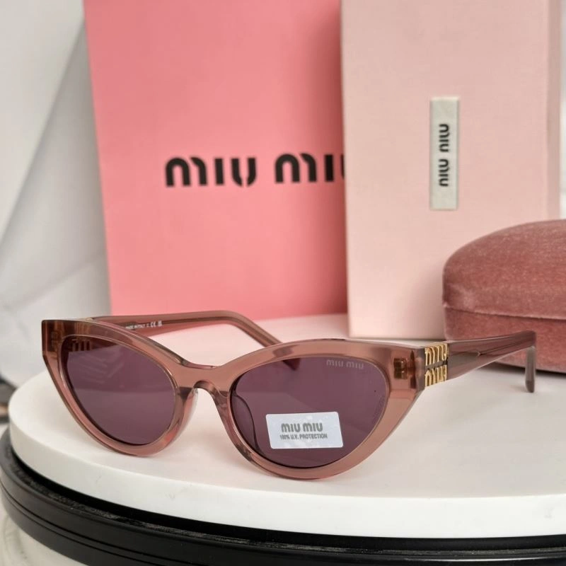 Durable Miu Miu Sunglasses 281646