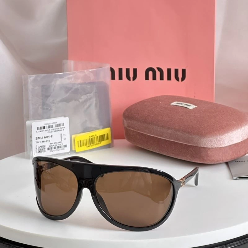Bold Miu Miu Sunglasses 281652