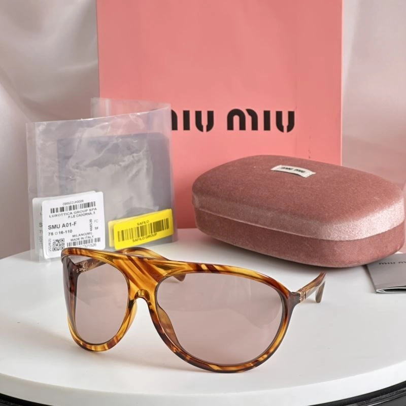 Bold Miu Miu Sunglasses 281652