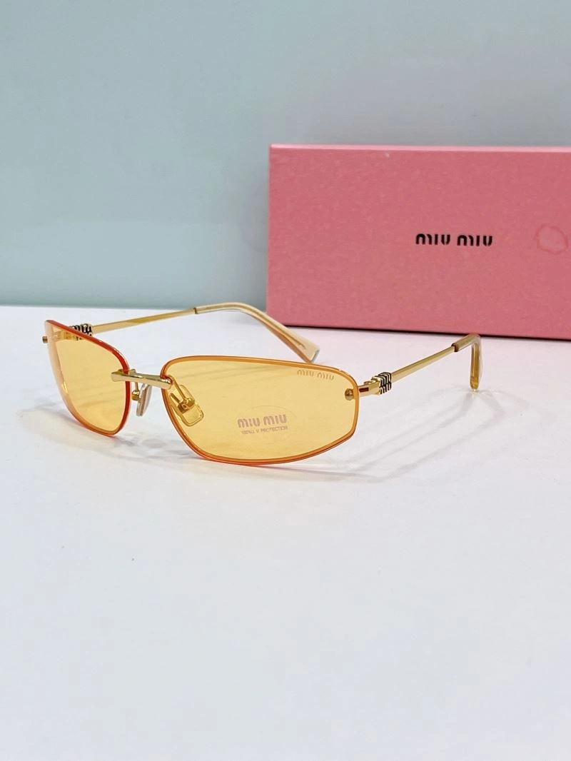 Elegant Miu Miu Sunglasses 281658
