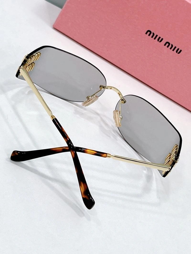 Miu Miu Sunglasses Youthful 281657