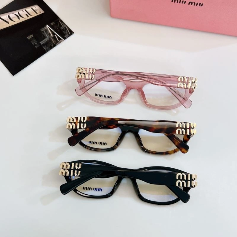 FashionForward Miu Miu Sunglasses 281653