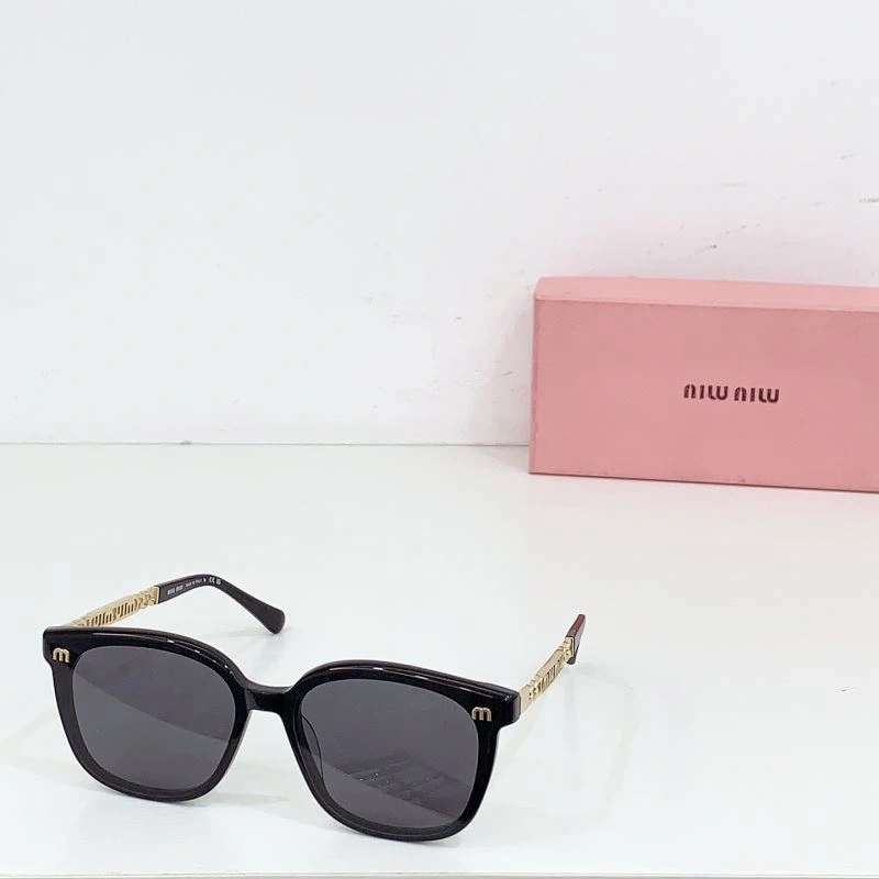 Miu Miu Sunglasses Durable 281663