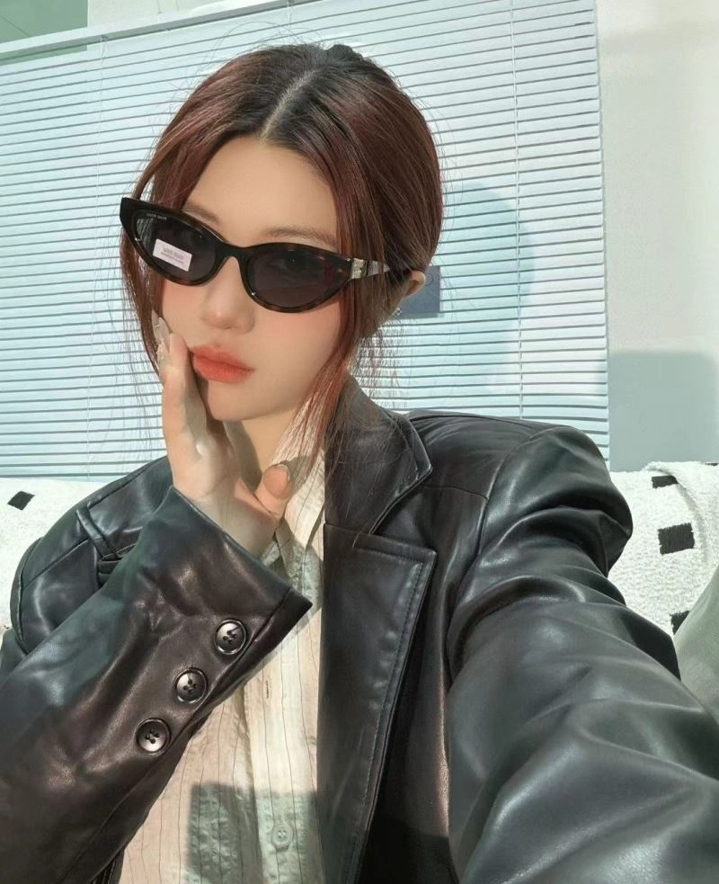 Miu Miu Sunglasses Affordable 281647
