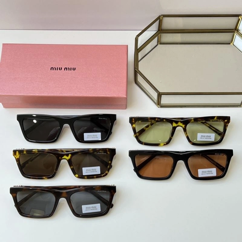 Minimalist Miu Miu Sunglasses 281642