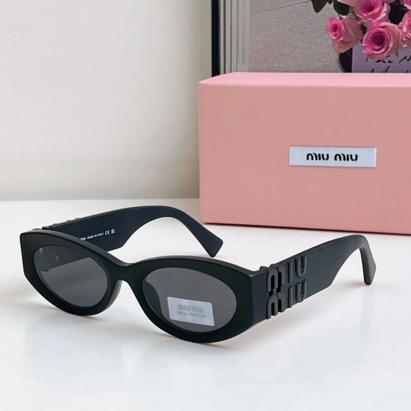 MultiPurpose Miu Miu Sunglasses 281668