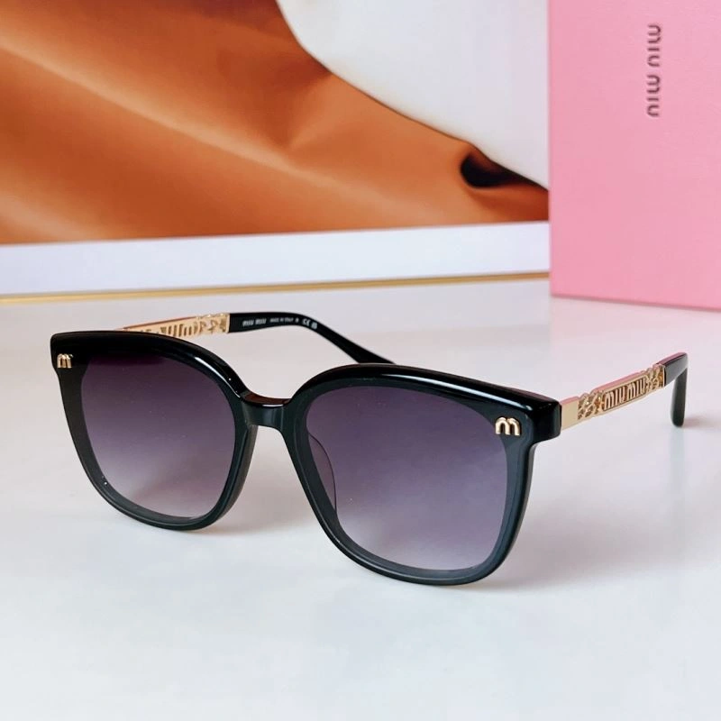 RelaxedFit Miu Miu Sunglasses 281649
