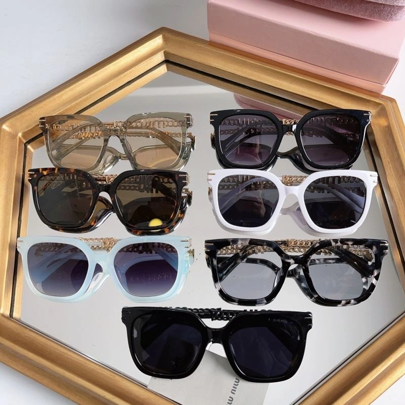 Miu Miu Sunglasses Unisex 281636