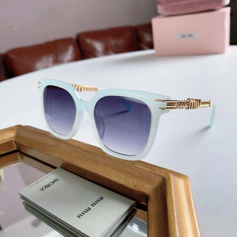 Miu Miu Sunglasses Unisex 281636