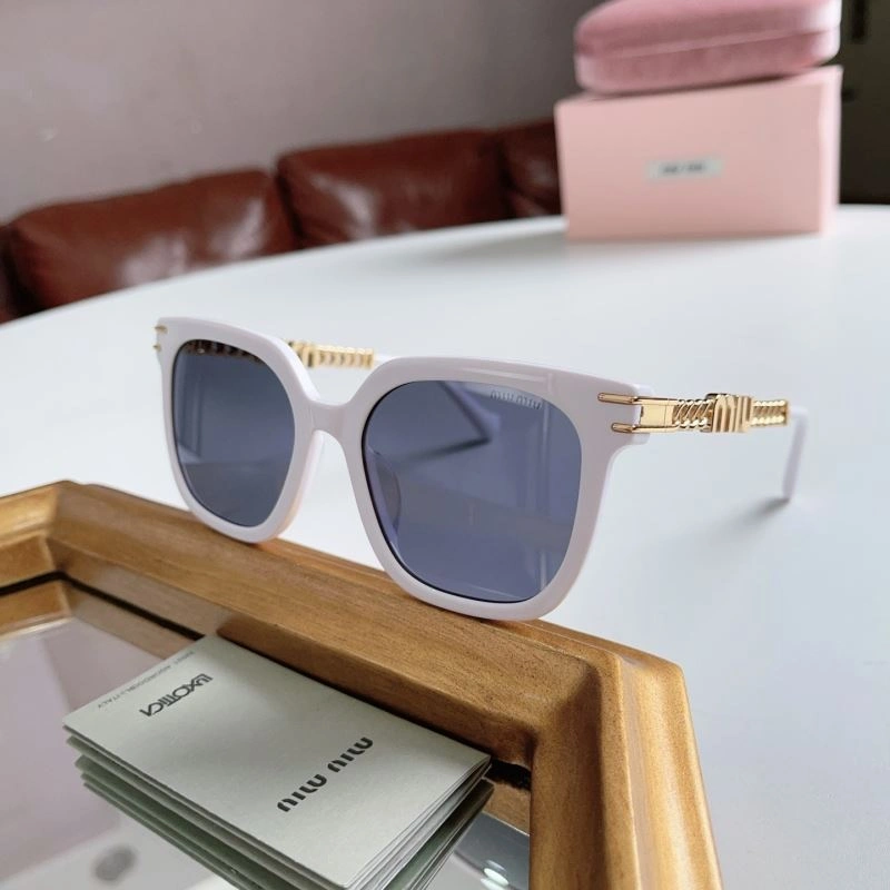 Miu Miu Sunglasses Unisex 281636