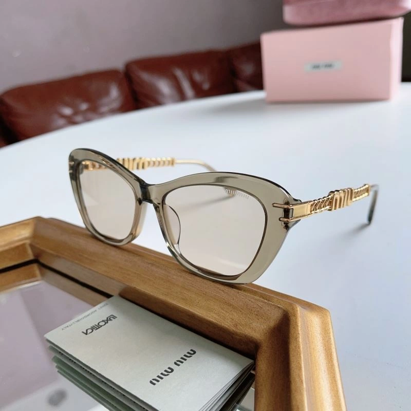 MoistureWicking Miu Miu Sunglasses 281635