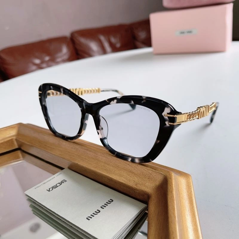 MoistureWicking Miu Miu Sunglasses 281635