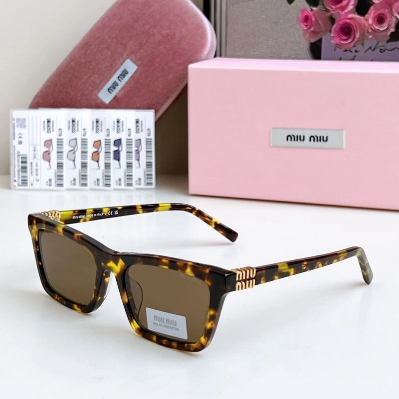 Miu Miu Sunglasses Modern 281609