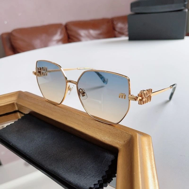 Miu Miu Sunglasses Tailored 281606