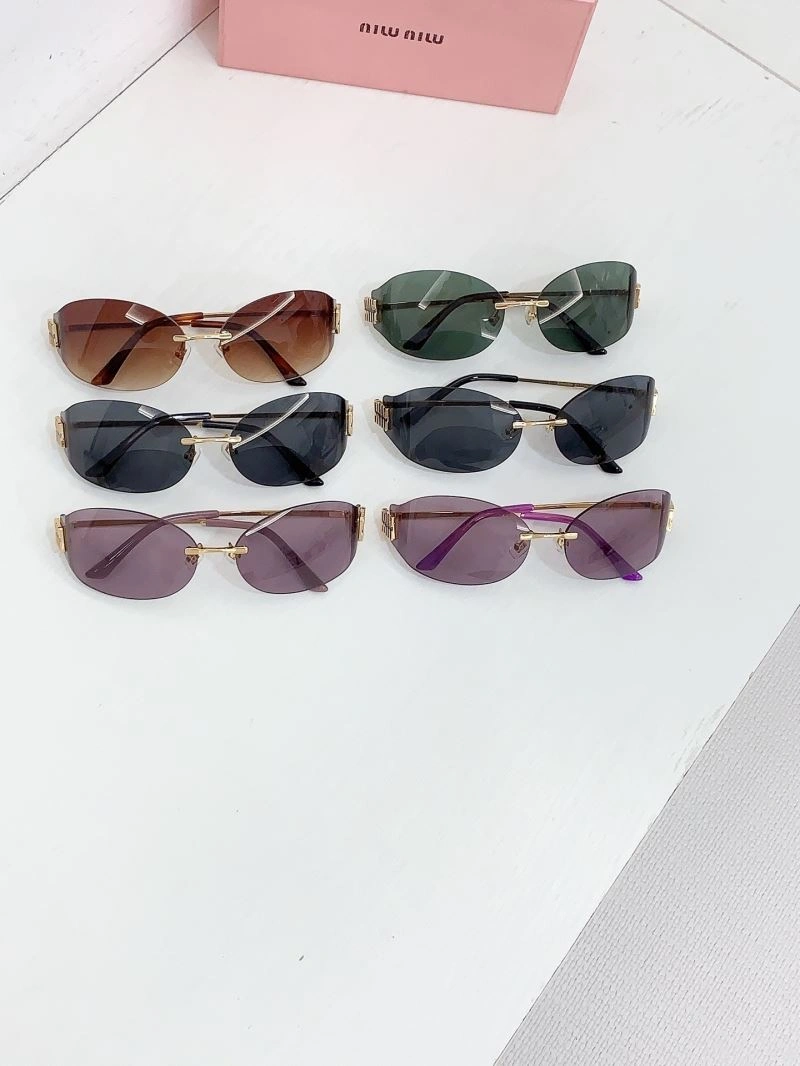Sustainable Miu Miu Sunglasses 281613