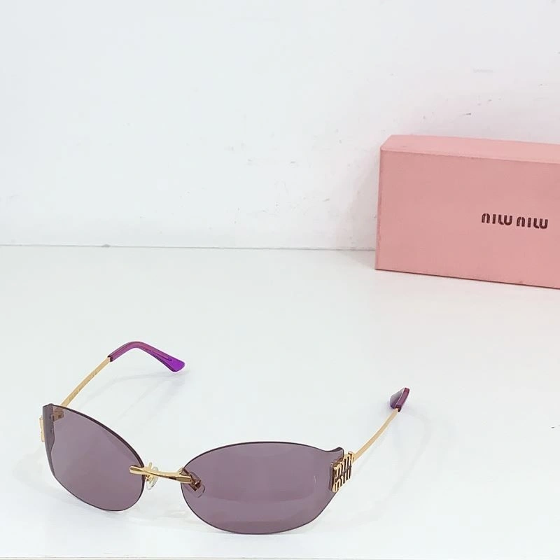 Sustainable Miu Miu Sunglasses 281613
