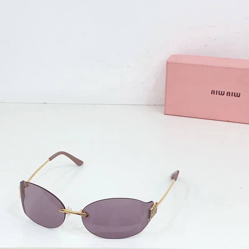 Sustainable Miu Miu Sunglasses 281613