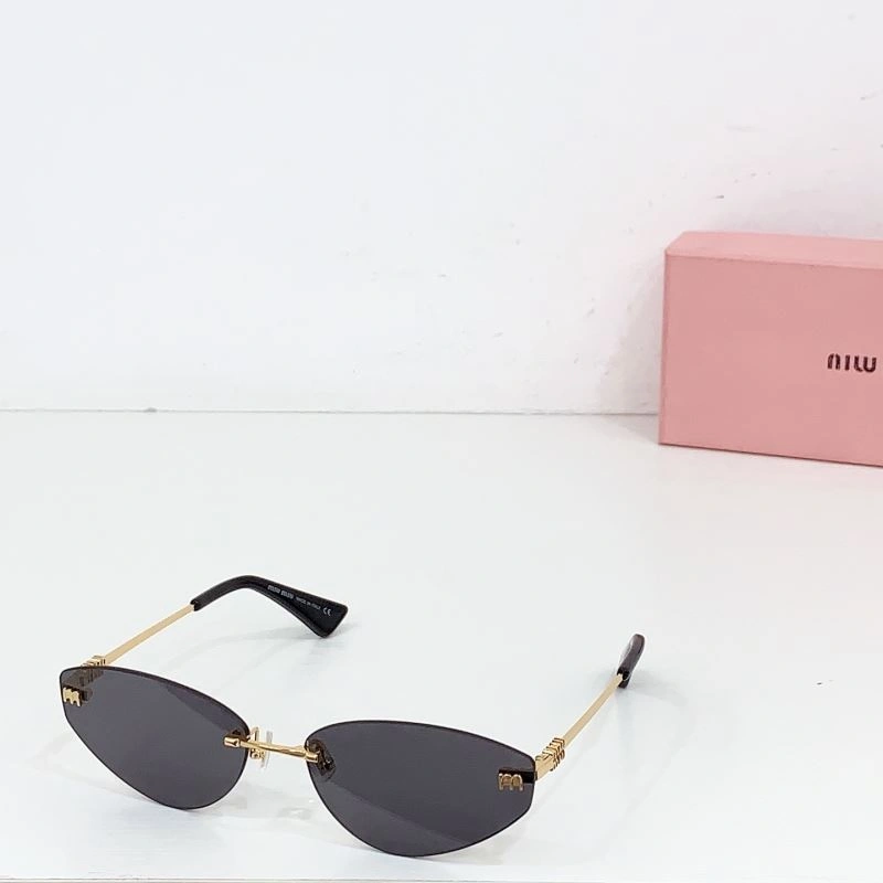 Miu Miu Sunglasses Casual 281603