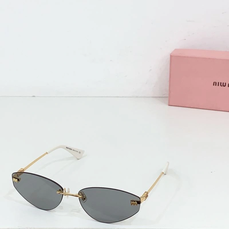 Miu Miu Sunglasses Casual 281603