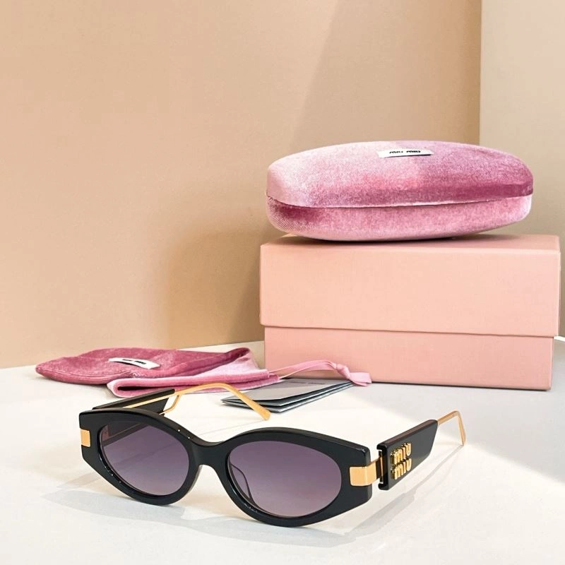 AllSeason Miu Miu Sunglasses 281608