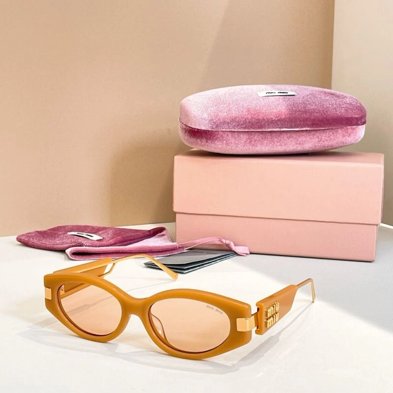 AllSeason Miu Miu Sunglasses 281608