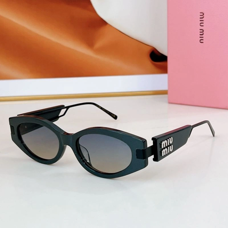 Sophisticated Miu Miu Sunglasses 281632